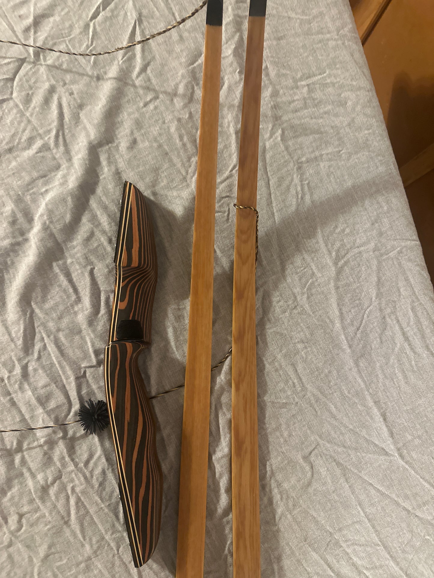 PMZ 3-p Longbow 41# 64” RH