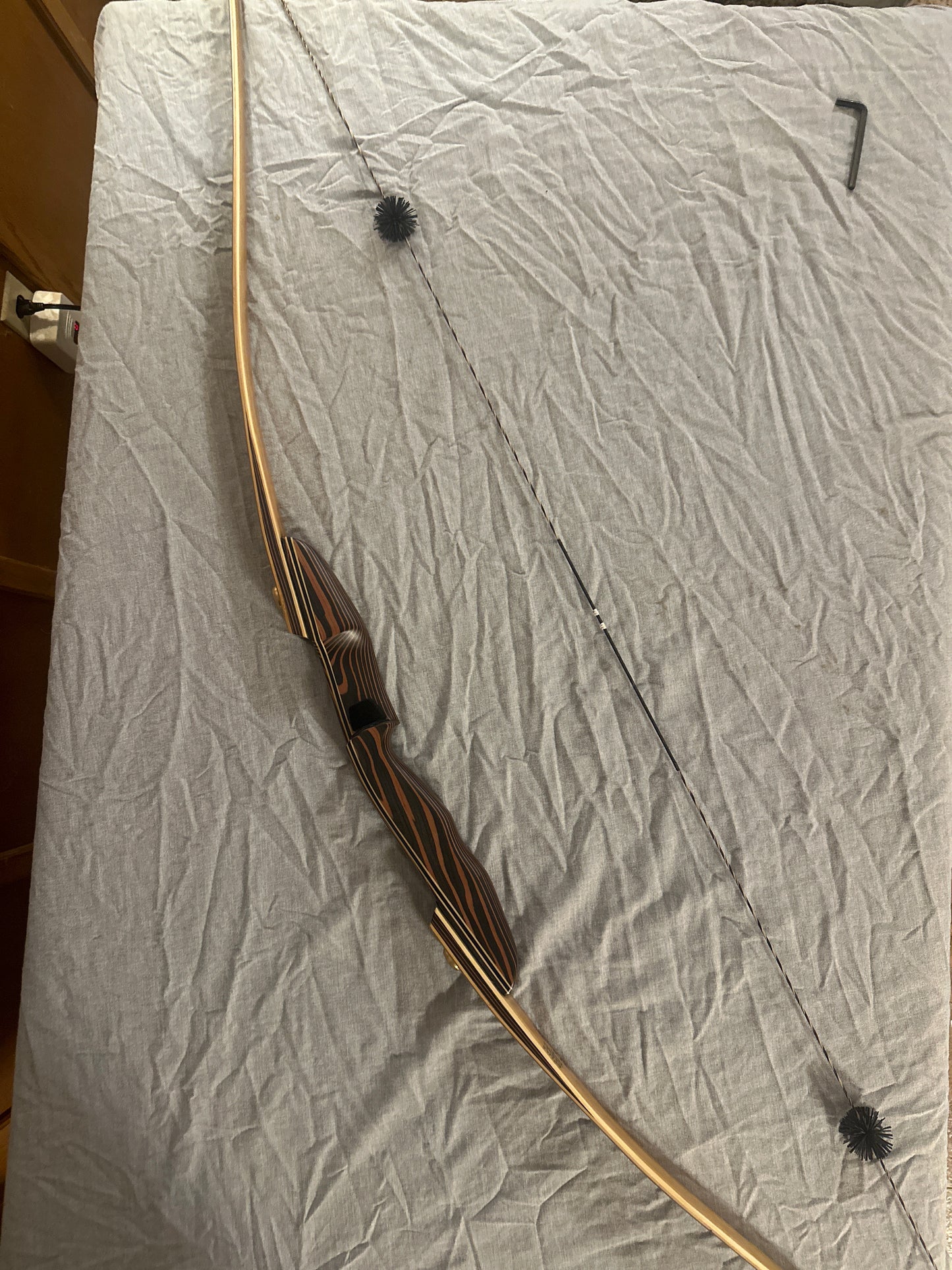 PMZ 3-p Longbow 41# 64” RH