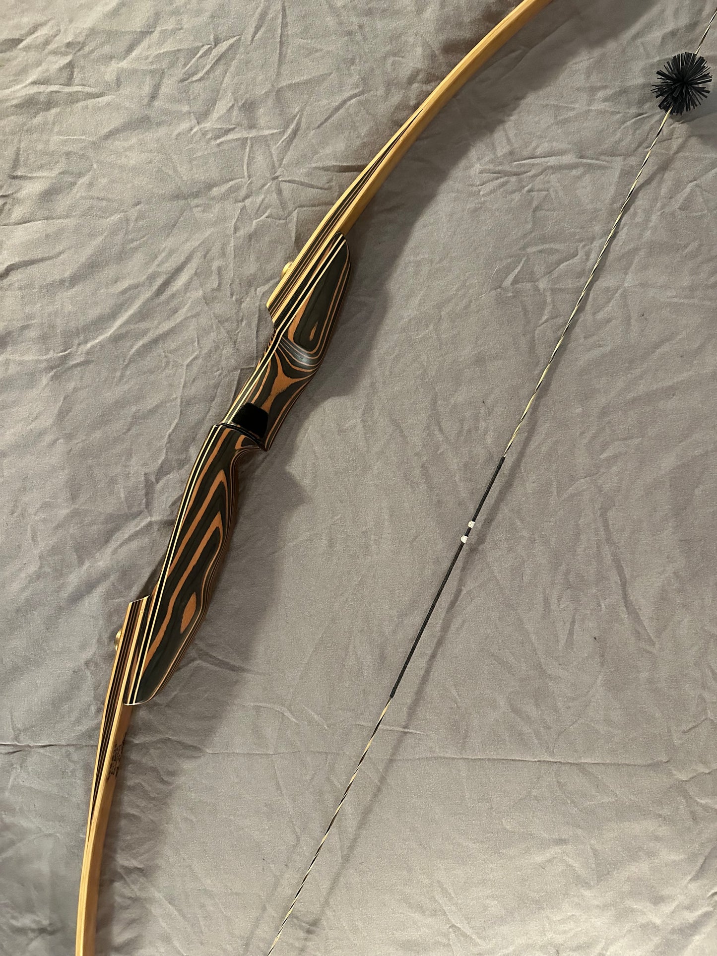 64” AMO 35# right hand RW:71 PMZ longbow