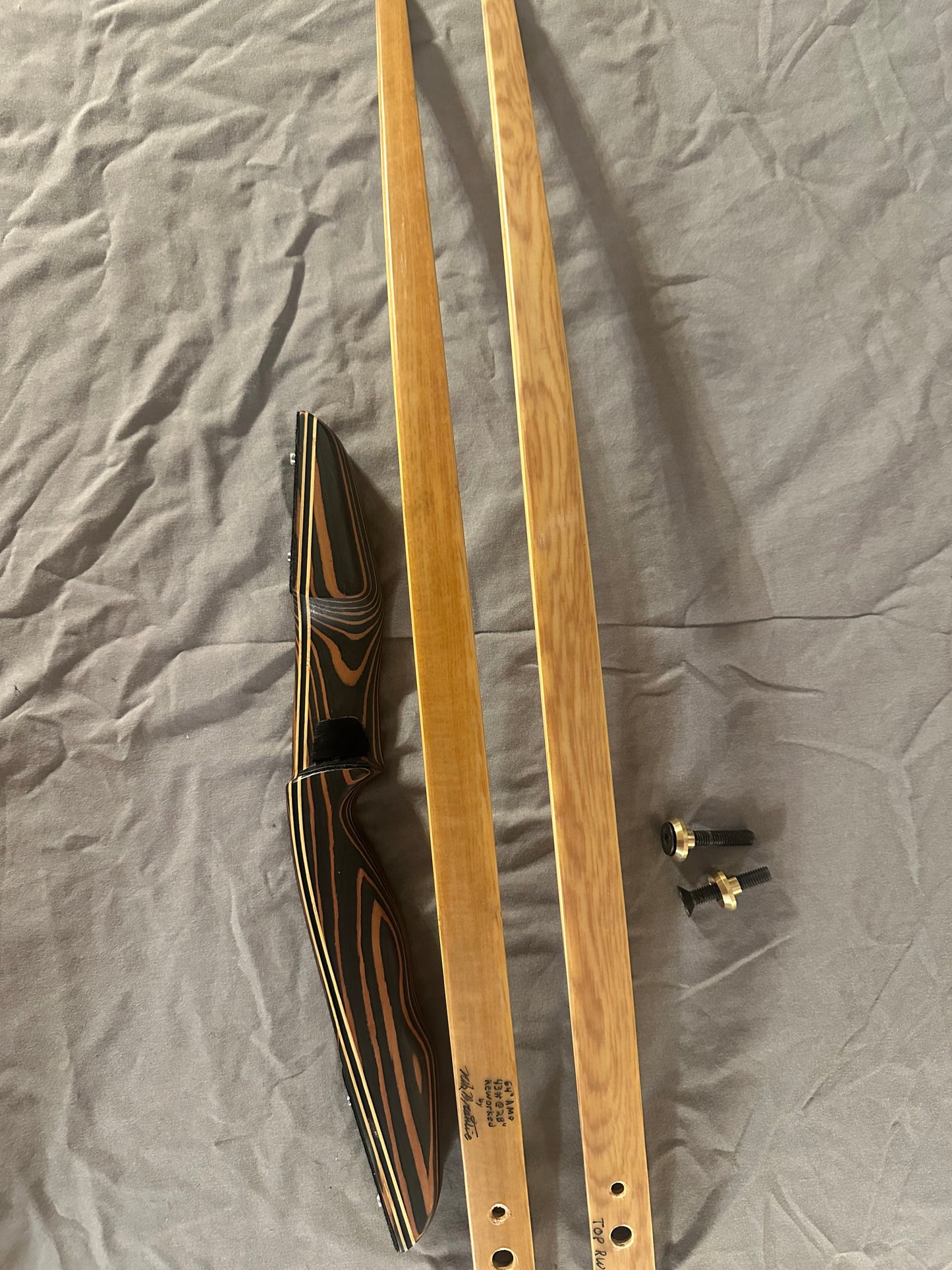 64” AMO 43# right hand RW:81 PMZ Longbow