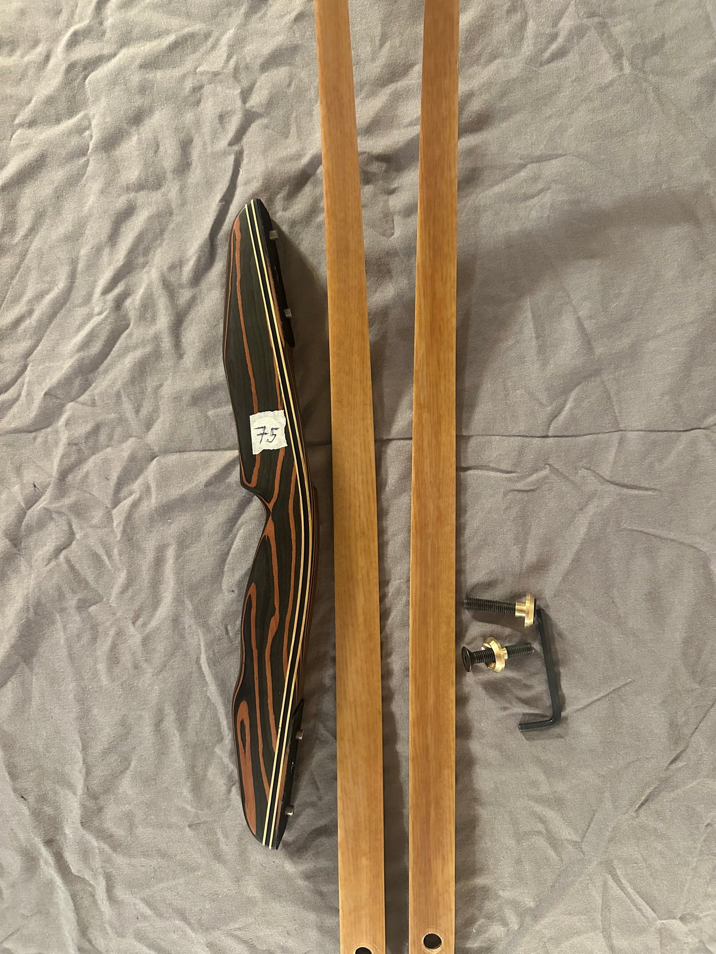 64” AMO 41# right hand RW:75 PMZ longbow